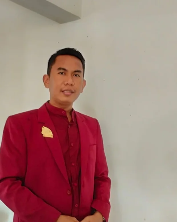 Foto Dr. DARWIS, S.Pd., M.Pd