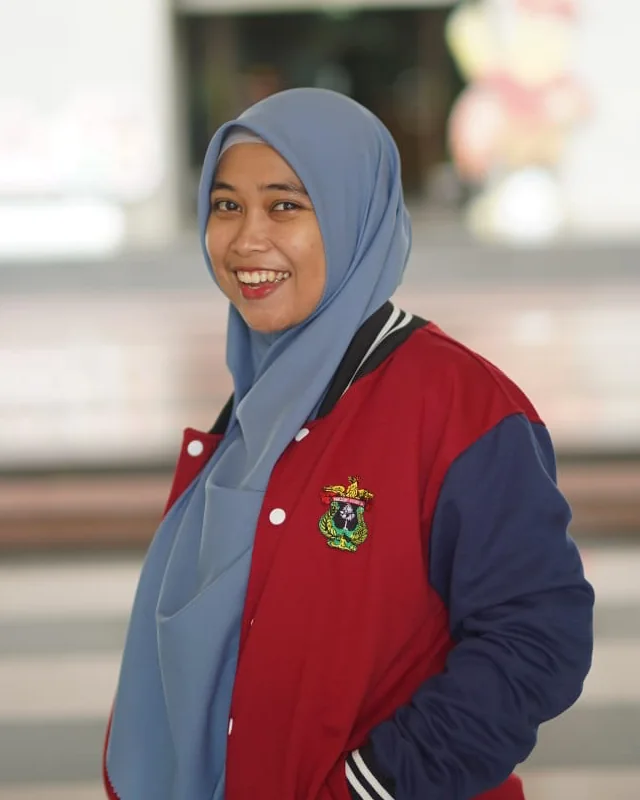 Foto SRI HARDIANTI ROSADI